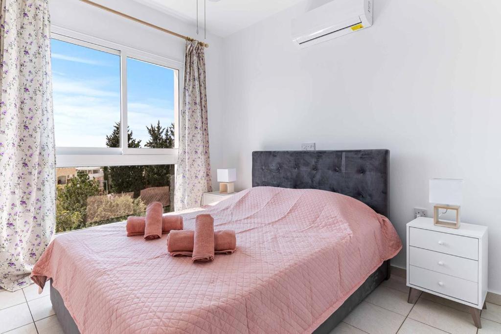Апартаменты Penthouse Carina Пафос Экстерьер фото
